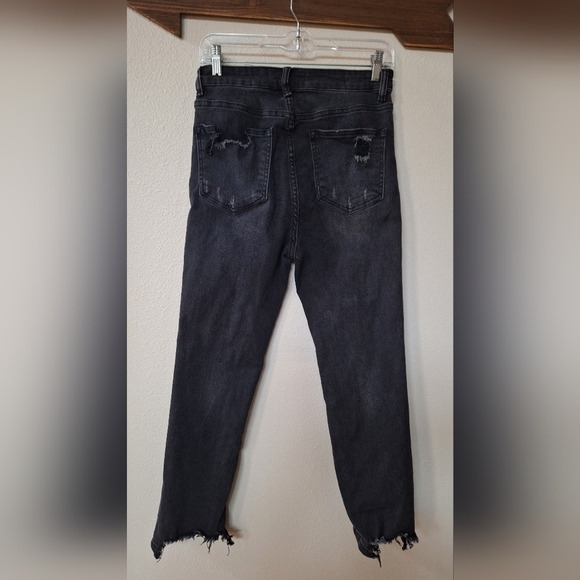Risen Womens Distressed High Rise Black Skinny Jeans Stretch Crop Size 29 - Picture 10 of 10